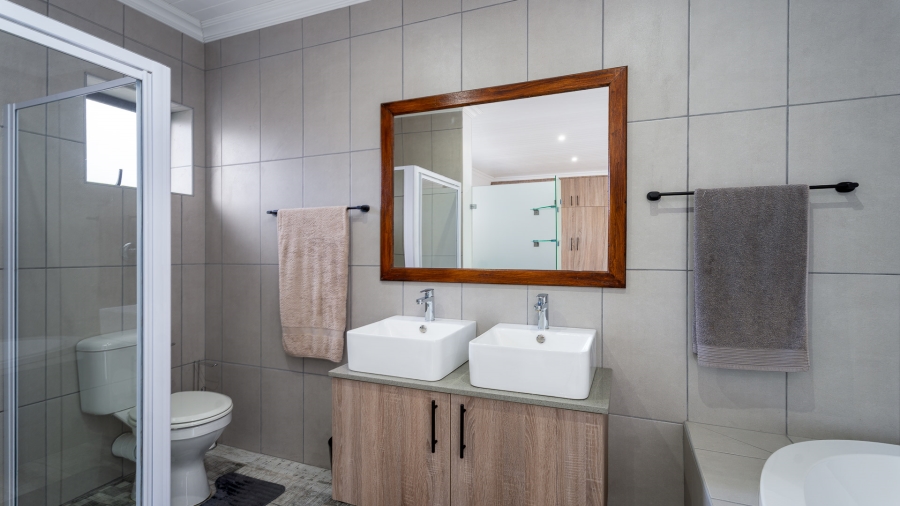 3 Bedroom Property for Sale in Port Owen Western Cape